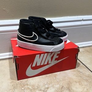 Nike Blazers toddler size 5.
